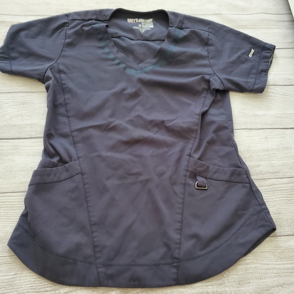 Greys Anatomy Women's charcoal grey scrub top. Size small. - Picture 6 of 9